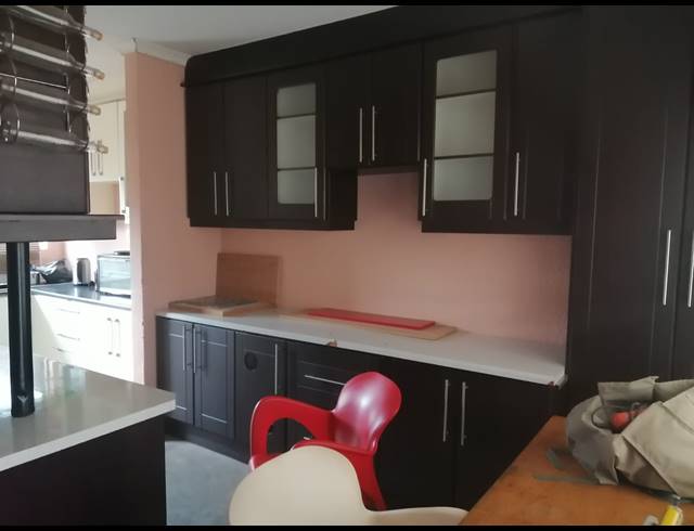 3 BEDROOM HOUSE FOR SALE IN TLHABANE WEST